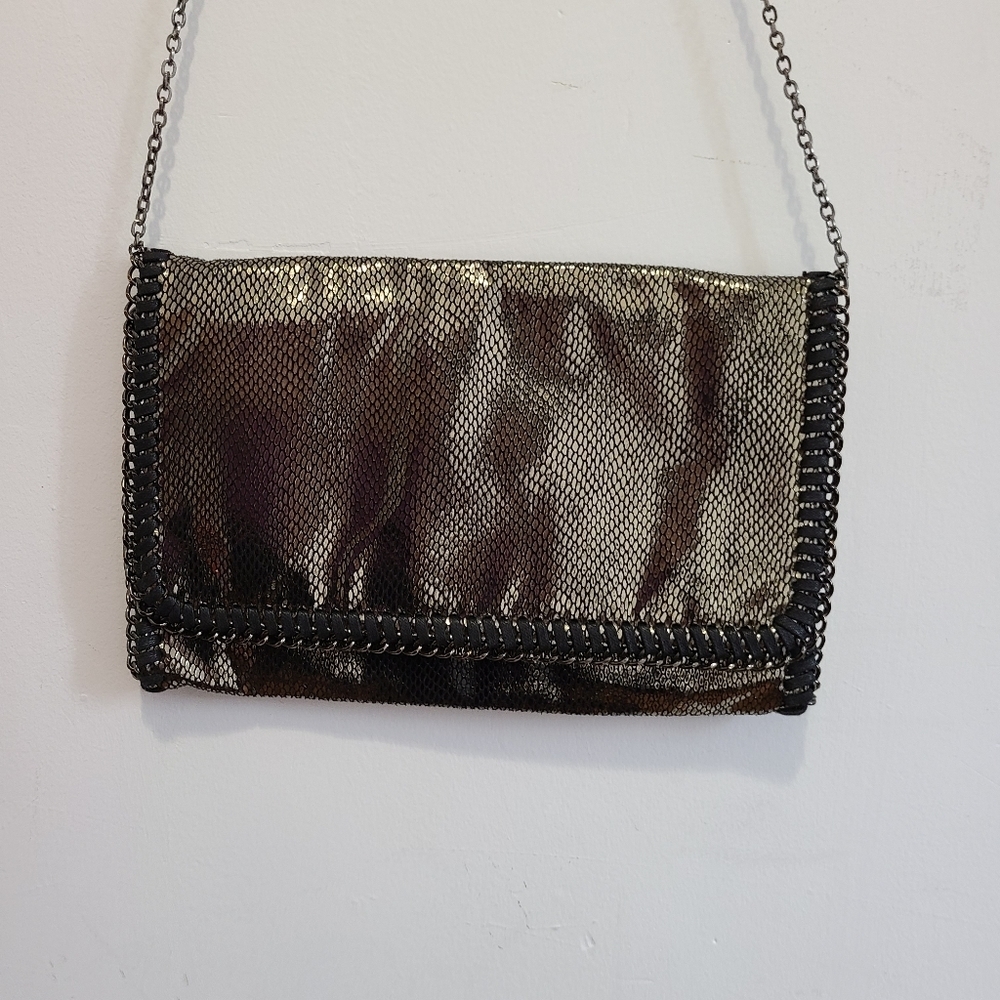 Urban Expressions Crossbody Clutch Vegan Black Gold Sparkle Woven Chain …​